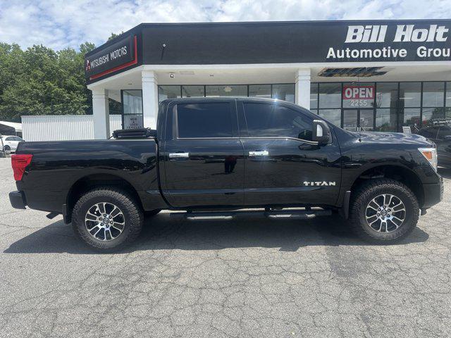 2021 Nissan Titan Crew Cab SV 4x4