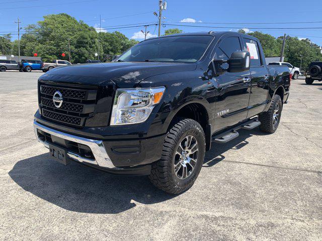 2021 Nissan Titan Crew Cab SV 4x4