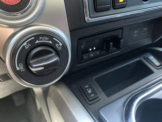 2021 Nissan Titan Crew Cab SV 4x4