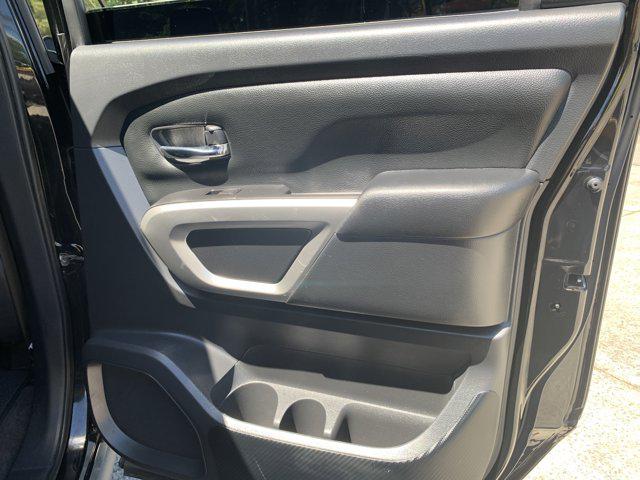 2021 Nissan Titan Crew Cab SV 4x4