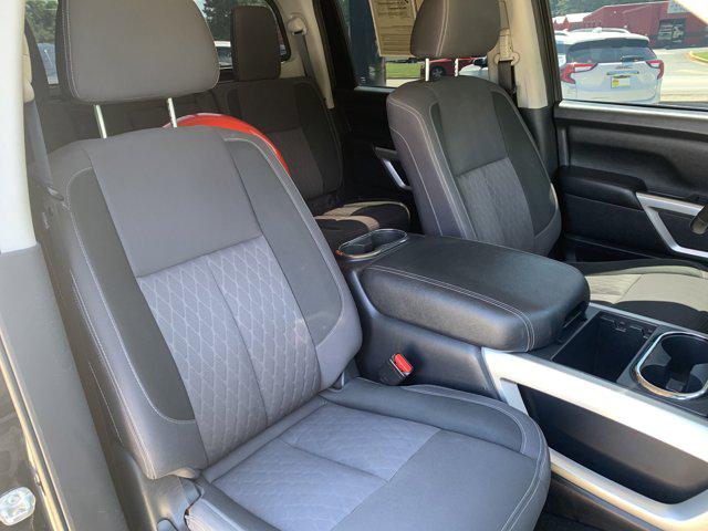 2021 Nissan Titan Crew Cab SV 4x4