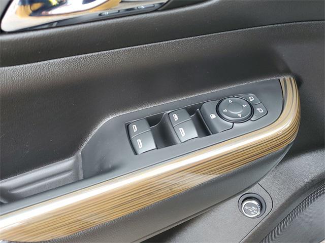 Used 2022 GMC Acadia For Sale in Waterford Twp, MI
