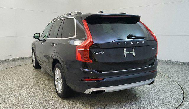 2017 Volvo XC90 T6 Momentum
