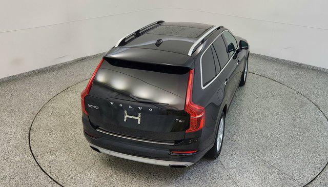 2017 Volvo XC90 T6 Momentum
