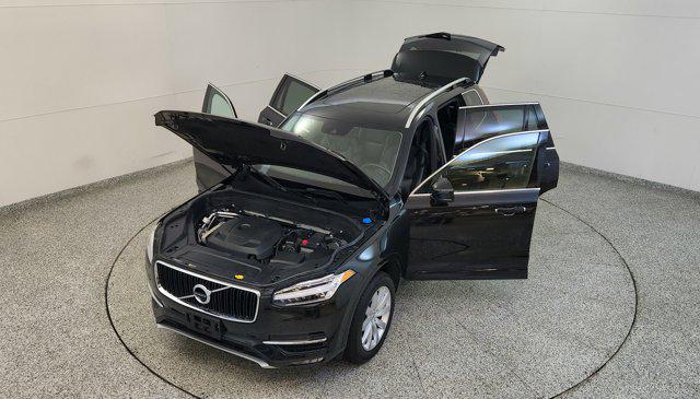 2017 Volvo XC90 T6 Momentum