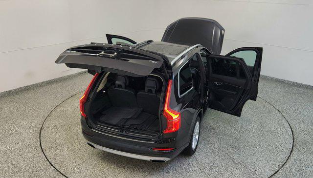 2017 Volvo XC90 T6 Momentum