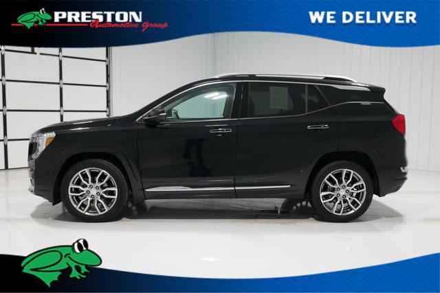 2022 GMC Terrain AWD Denali