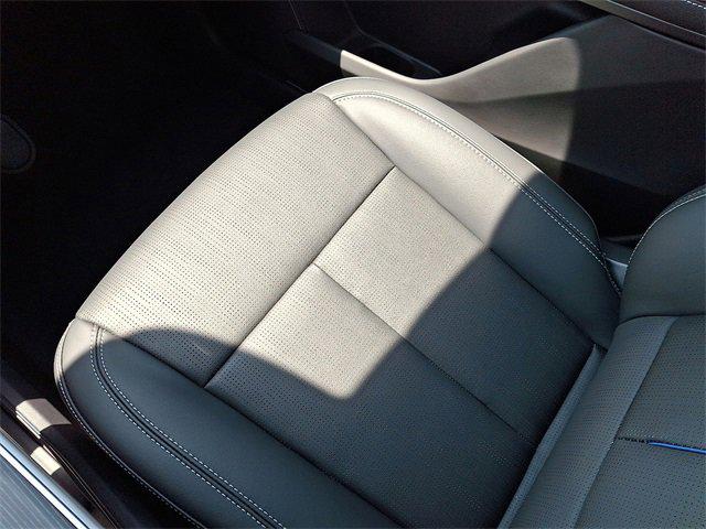 2024 Cadillac iQ Luxury w/1SC