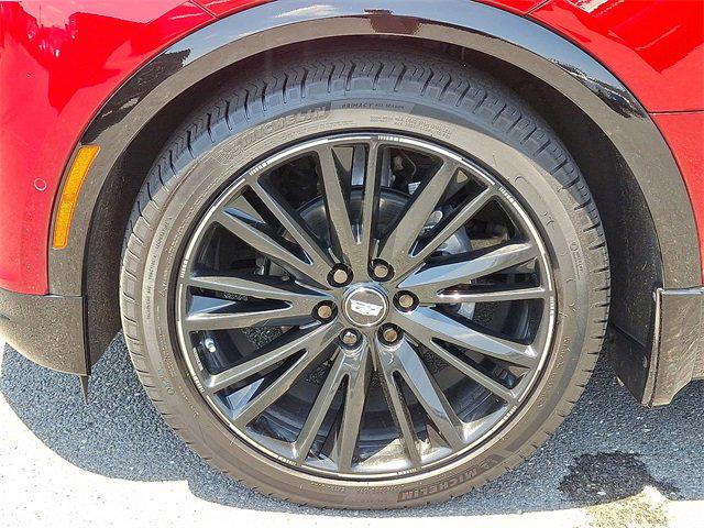 2024 Cadillac iQ Luxury w/1SC
