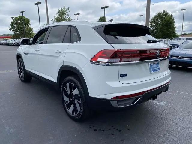 2025 Volkswagen Atlas Cross Sport 2.0T SE w/Technology