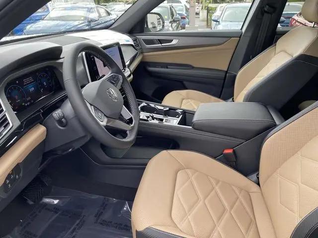 2025 Volkswagen Atlas Cross Sport 2.0T SE w/Technology