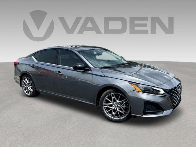 2023 Nissan Altima SR VC-Turbo FWD