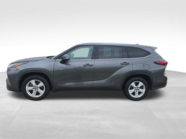 2022 Toyota Highlander L