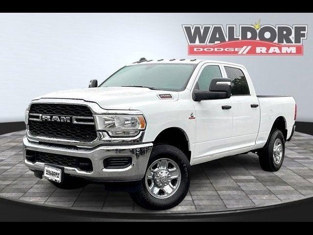 2024 RAM 2500 Tradesman Crew Cab 4x4 64 Box