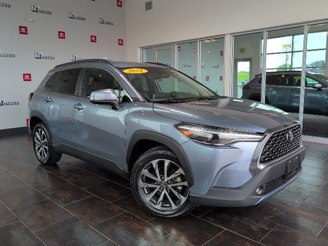 2024 Toyota Corolla Cross XLE