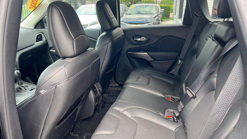 2021 Jeep Cherokee Latitude Lux 4x4