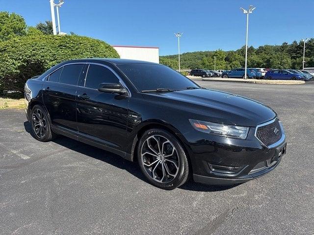 2016 Ford Taurus SHO