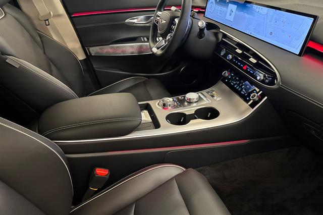2026 Genesis GV70 Advanced AWD