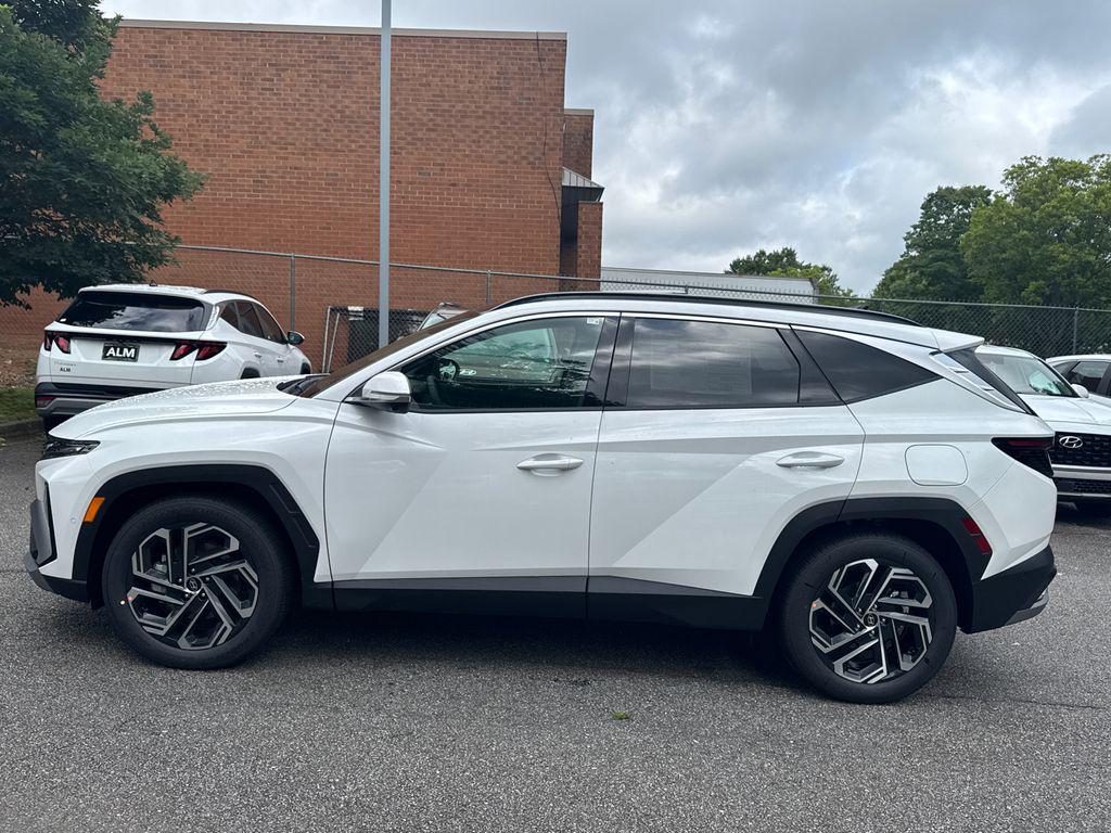 2025 Hyundai Tucson Limited photo 3