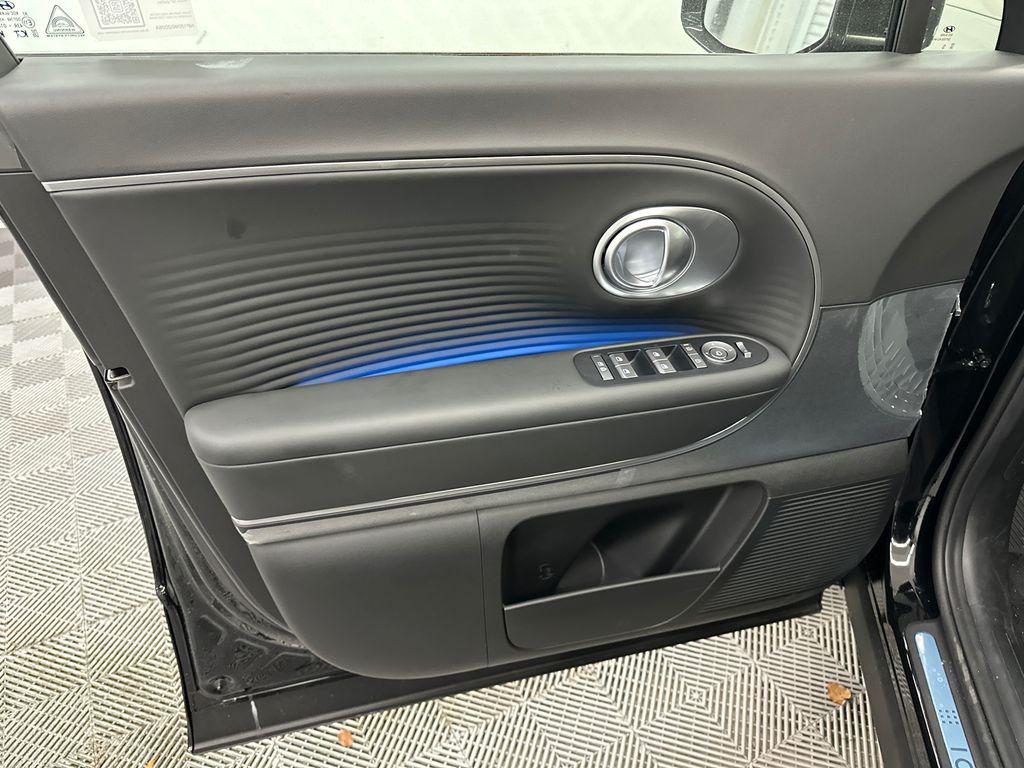 2026 Hyundai IONIQ 9 SEL - Photo 11