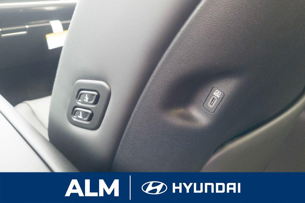 2026 Hyundai IONIQ 9 SEL - Photo 16