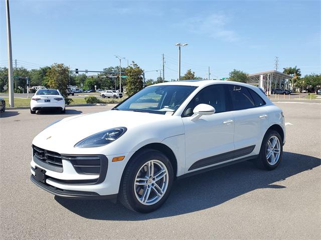 2024 Porsche Macan Base