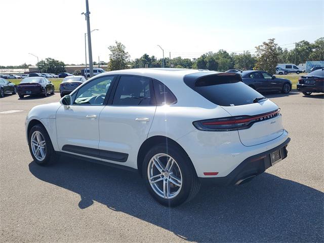 2024 Porsche Macan Base