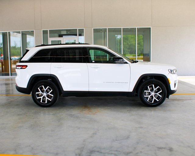 2024 Jeep Grand Cherokee Limited 4x2
