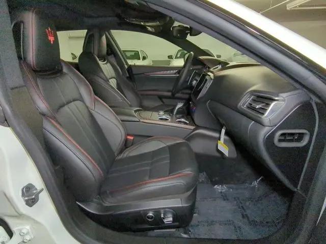 2024 Maserati Ghibli Modena Ultima Q4
