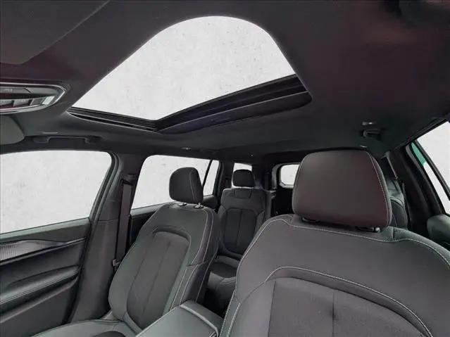 2025 Jeep Grand Cherokee Overland 4x4