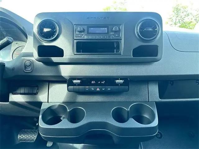 2025 Mercedes-Benz Sprinter 2500 High Roof 4-Cyl Diesel