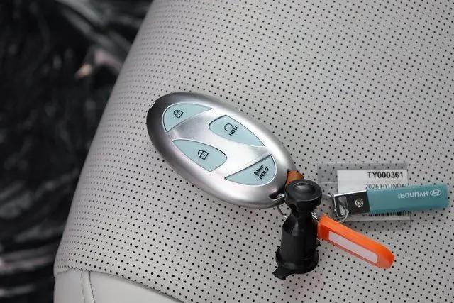 2026 Hyundai IONIQ 9 SEL