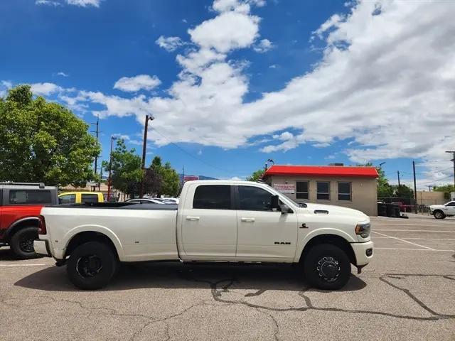 2022 Ram 3500 Limited Crew Cab 4x4 8' Box