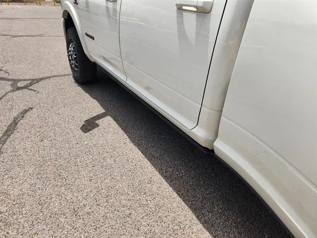 2022 Ram 3500 Limited Crew Cab 4x4 8' Box