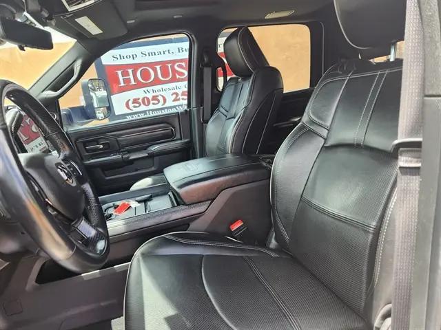 2022 Ram 3500 Limited Crew Cab 4x4 8' Box