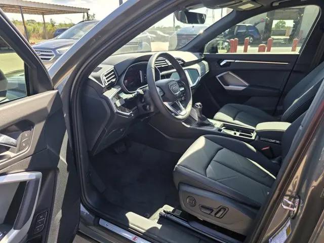 2025 Audi Q3 Premium 45 TFSI S line quattro Tiptronic