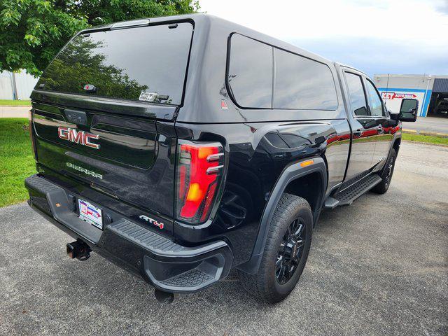 2024 GMC Sierra 2500HD 4WD Crew Cab Standard Bed AT4