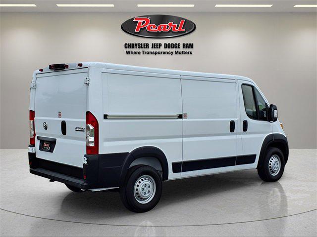 2024 RAM ProMaster 2500 Cargo Van Tradesman Low Roof 136 WB 2024 RAM ProMaster 2500 Cargo Van Tradesman Low Roof 136 WB