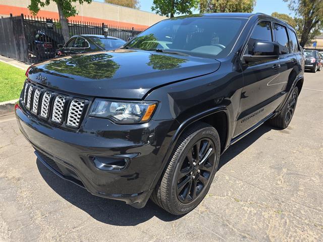 2019 Jeep Grand Cherokee Altitude 4x2