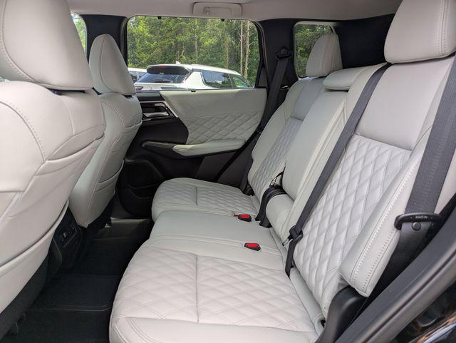 2025 Mitsubishi Outlander PHEV PLATINUM EDITION S-AWC