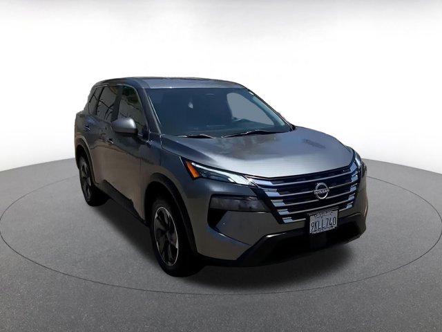 2024 Nissan Rogue SV FWD