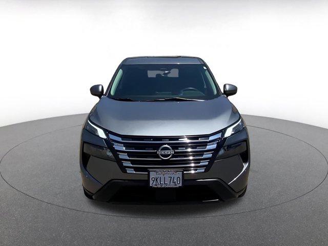 2024 Nissan Rogue SV FWD