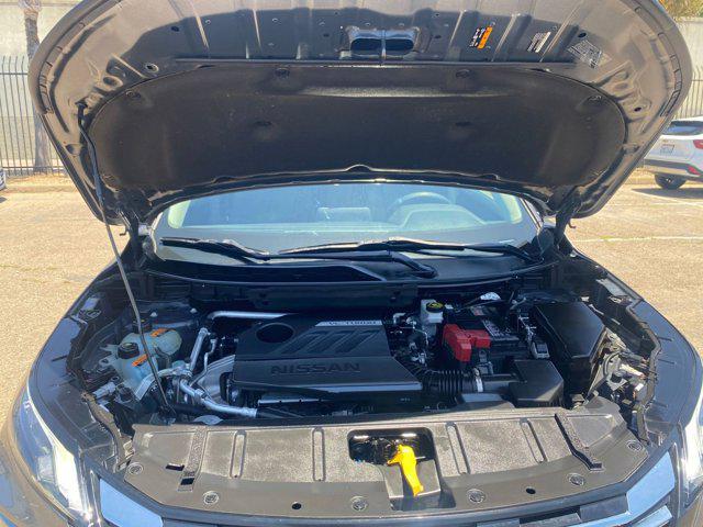 2024 Nissan Rogue SV FWD