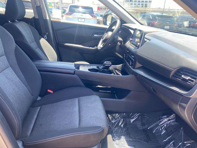 2024 Nissan Rogue SV FWD