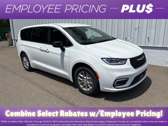 2025 Chrysler Pacifica PACIFICA SELECT