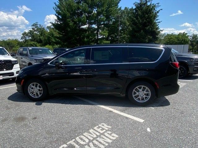 2025 Chrysler Pacifica PACIFICA SELECT