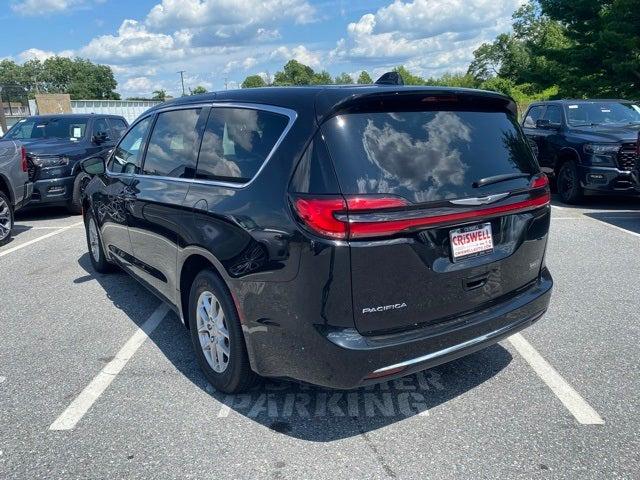 2025 Chrysler Pacifica PACIFICA SELECT