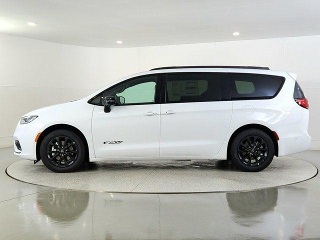 2025 Chrysler Pacifica PACIFICA SELECT