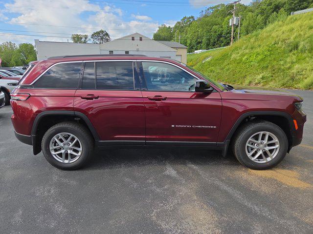 2025 Jeep Grand Cherokee GRAND CHEROKEE LAREDO X 4X4