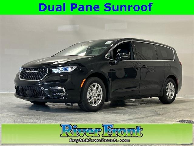 2025 Chrysler Pacifica PACIFICA SELECT